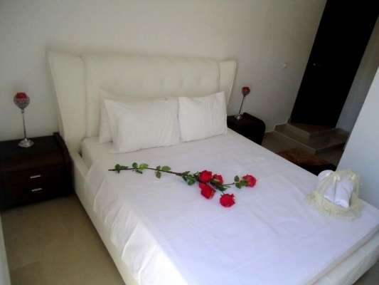 חדרים יוקרתיים לפי שעות בנחם 17