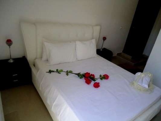 חדרים יוקרתיים לפי שעות בנחם 22