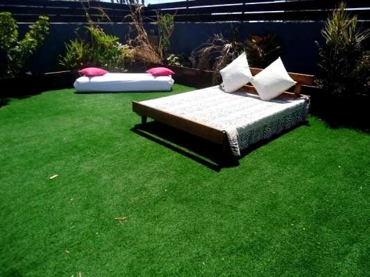 חדרים יוקרתיים לפי שעות בנחם 23