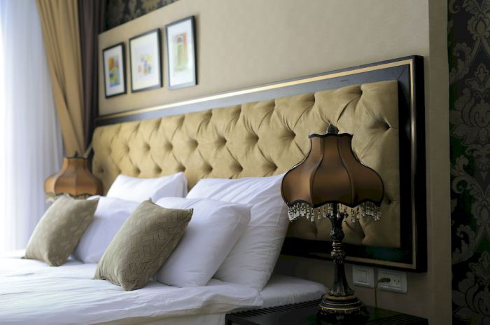 חדרים לפי שעה בחזון 9